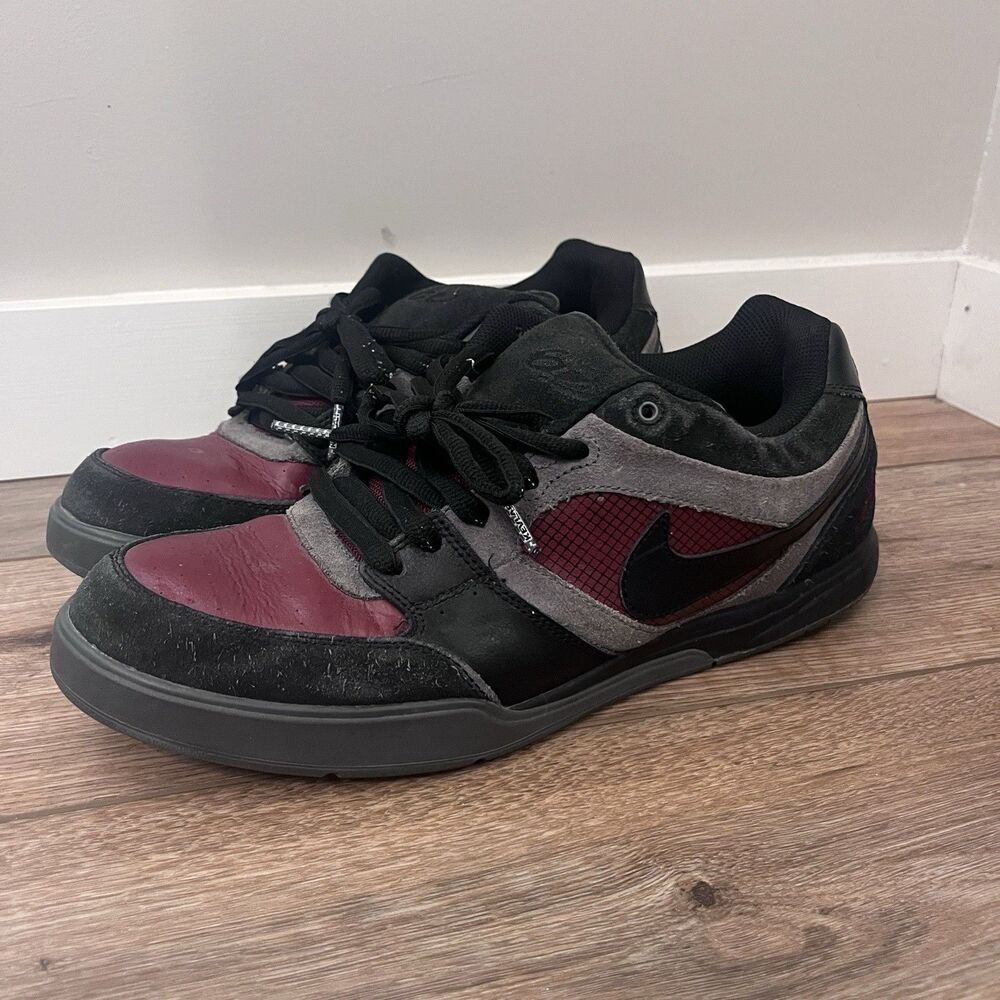 6.0 Nike SB Team Edition 2 Black Red Zoom Air Skate Shoes Size 13 418446-991